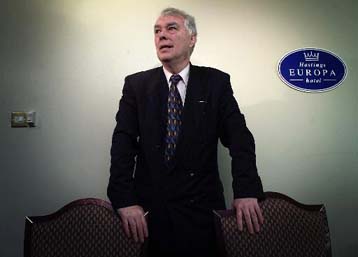 Από τη νέα ηγεσία των Ενωτικών θα κριθεί η ειρηνευτική διαδικασία στη Β.Ιρλανδία