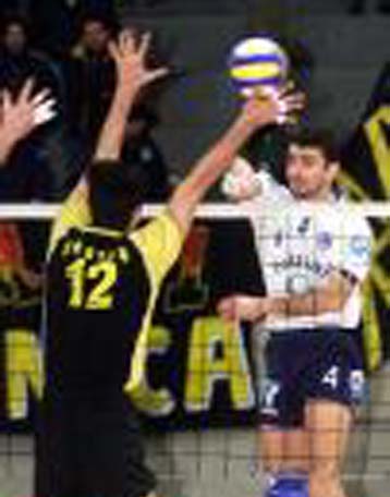 Ο Ηρακλής 3-2 την ΑΕΚ