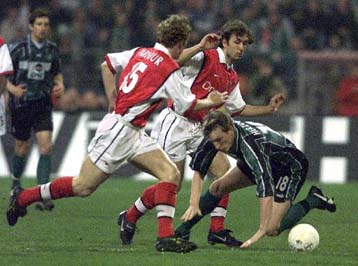 Προς αγγλικό εμφύλιο οδεύει το UEFA