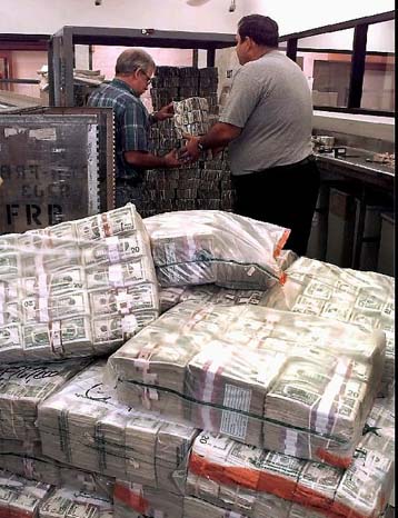 Αύξηση του ελλείμματος τρεχουσών συναλλαγών το 1999