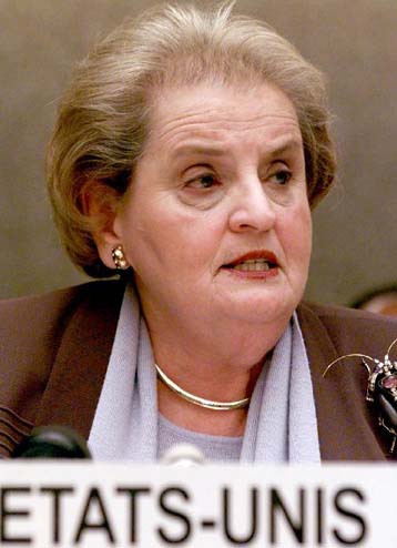 Επίθεση της Ολμπράιτ στo Πεκίνο για τα ανθρώπινα δικαιώματα