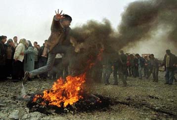 Με συλλήψεις συνοδεύτηκε ο εορτασμός του Νεβρόζ από τους Κούρδους