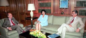 Εξι στους δέκα πολίτες αδικούνται από το κράτος επισημαίνει ο Συνήγορος του Πολίτη