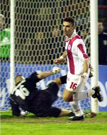 Κυρίαρχος ο Ολυμπιακός και στην Τούμπα