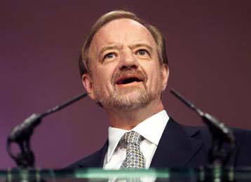 Πυρά Συντηρητικών κατά Κουκ για την ελεύθερη διακίνηση προσώπων στην Κύπρο