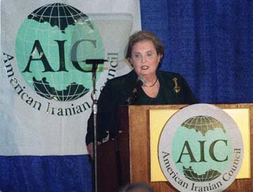 Μερική άρση του εμπάργκο κατά του Ιράν ανακοίνωσε η Ολμπράιτ