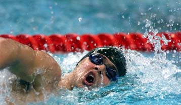 Πανελλήνιο ρεκόρ στα 4×200μ. και από τη Λιμπερτά στα 800μ.