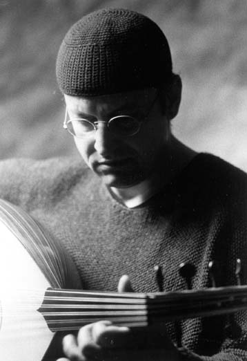 Ο Νίκος Γράψας Λίγο πριν την Ανοιξη στο House of Art