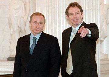 Οι σύμβουλοι του Μπλερ στην υπηρεσία του Ρώσου πρωθυπουργού