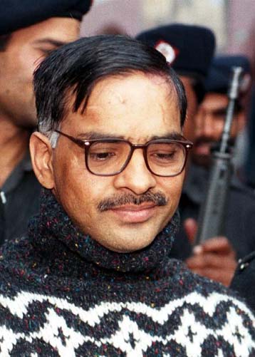 Καταδικάστηκε σε θάνατο δολοφόνος 100 παιδιών