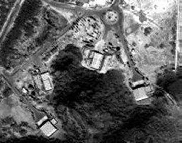 Εν μέσω περιορισμών και αποκαλύψεων η επίσκεψη Κλίντον στο Πακιστάν