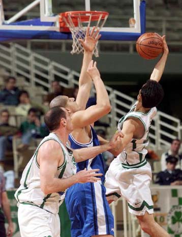 Δύσκολη νίκη για τον Παναθηναϊκό