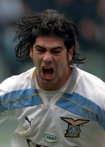 Αμφίβολος ο Σάλας στον κρίσιμο αγώνα της Λάτσιο με την Τσέλσι