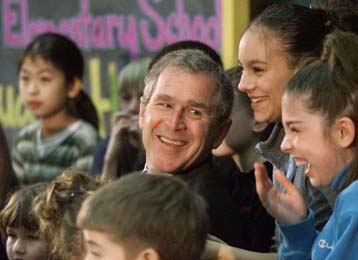 Σε έξι πολιτείες του νότου η μάχη των Γκορ και Μπους για το χρίσμα