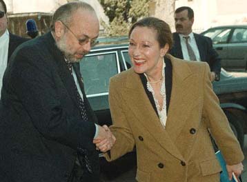 Τα Σκόπια μιλούν πάλι για μακεδονικές μειονότητες