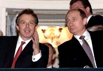 Το εγκώμιο του Πούτιν πλέκει ο Τόνι Μπλερ-με αμείωτη ένταση συνεχίζονται οι μάχες στην Τσετσενία