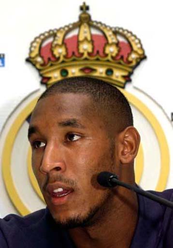 Με διακοπή συμβολαίου απειλείται ο Ανελκά