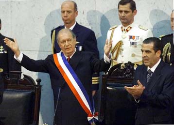 Ορκίστηκε πρόεδρος της Χιλής ο εχθρός του Πινοσέτ, Ρικάρντο Λάγος