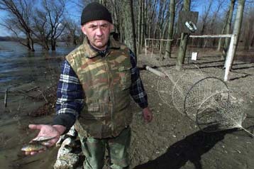 Νέα διαρροή δηλητηριωδών ουσιών από χρυσωρυχείο της Ρουμανίας