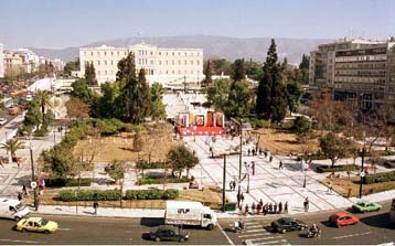 Υποχρεωτικό το φυσικό αέριο στο ιστορικό κέντρο της Αθήνας από την 21η Φεβρουαρίου 2001