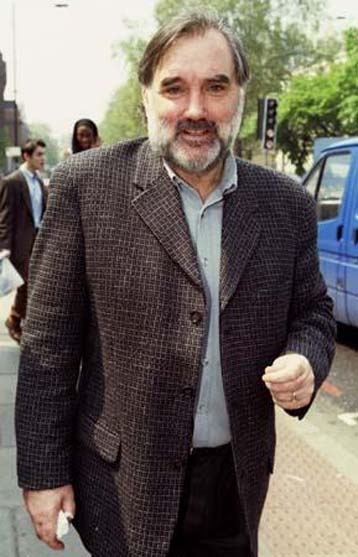 Στο νοσοκομείο ο Τζορτζ Μπεστ