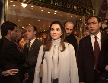 Το δεκαπλασιασμό των διμερών εμπορικών συναλλαγών επιθυμούν Τουρκία και Ιορδανία