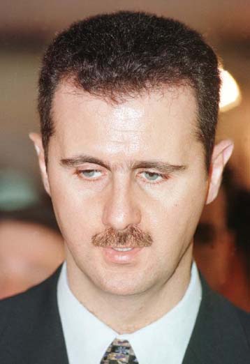 Αιφνιδιαστική παραίτηση της κυβέρνησης της Συρίας