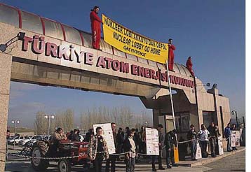 Νέοι φόβοι για σεισμό ως και 7 Ρίχτερ στο Ακουγιου