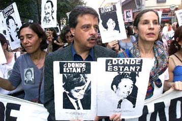 Διαδηλώσεις στη Χιλή εναντίον του Πινοσέτ – Μελετώνται τρόποι άρσης της ασυλίας του