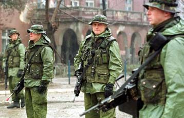 Η Ρωσία ζητεί σύγκληση του Σ.Ασφαλείας για το Κοσσυφοπέδιο – Ταραχές στη Μιτροβίτσα