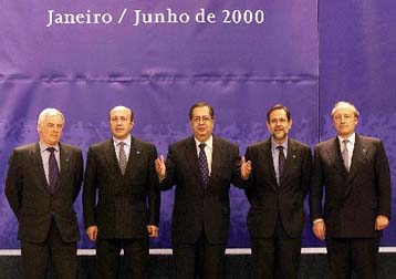 Με κυρίαρχο το θέμα της Τσετσενίας άρχισε η τριμερής συνάντηση ΕΕ-ΗΠΑ-Ρωσίας