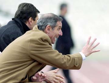 Δείπνο σύσφιγξης σχέσεων Μπιγκόν και ερυθρολεύκων – Με ίωση ο Χούτος