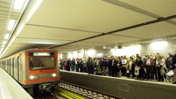 Είκοσι τρεις εταιρείες υποψήφιες για την επέκταση του μετρό προς Περιστέρι