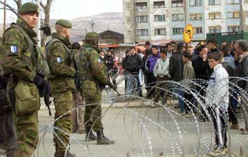 Νέες συγκρούσεις Σέρβων-KFOR στην Κοσόβσκα Μιτρόβιτσα