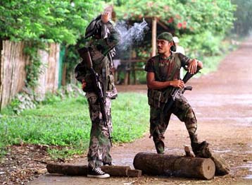 Ζωντανοί και οι 21 όμηροι των ένοπλων ισλαμιστών στις Φιλιππίνες