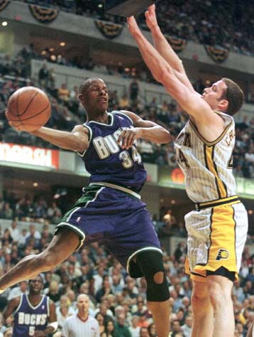 Το Μιλγουόκι 104-91 στην Ιντιάνα