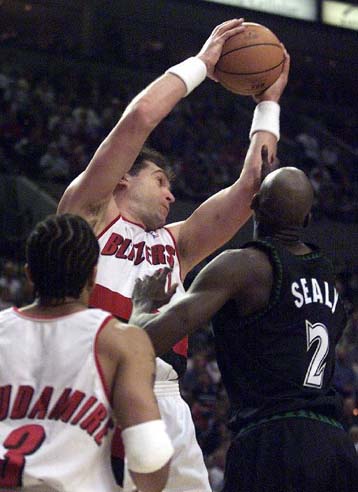 Μίλησε ο νόμος της έδρας