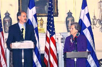 Στον αέρα η συνάντηση Γ.Παπανδρέου- Ολμπράιτ στην Ουάσινγκτον