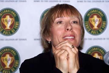 Η Ναβρατίλοβα επιστρέφει στο Wimbleton