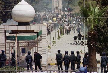 Συγκρούσεις μεταξύ αστυνομίας και φοιτητών στην Ιορδανία