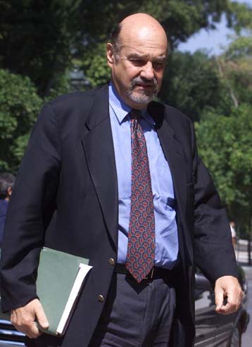 Αίτημα Σημίτη σε Θωμόπουλο για επιτάχυνση των διαδικασιών προετοιμασίας του 2004