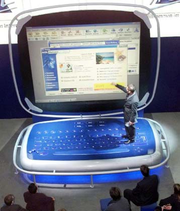 Κανένας δεν μπορεί να ασκήσει έλεγχο στο Διαδίκτυο, τονίζει ο ομότιμος πρόεδρος της AOL