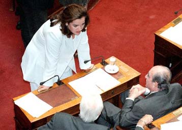 Κόμμα του μεσαίου χώρου η ΝΔ και όχι διαμαρτυρίας