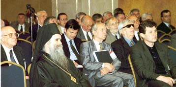 Την ίδρυση συμβουλίου δημοκρατικών δυνάμεων επιδιώκει η σερβική αντιπολίτευση