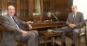 Συνάντηση Παπανδρέου-Μητσοτάκη για τα Βαλκάνια και τους συμβούλους του υπουργείου Εξωτερικών