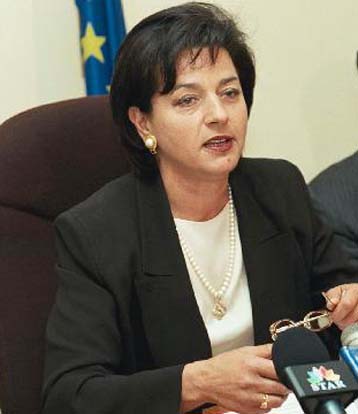 Αλλαγές στη διοικητική δομή της χώρας εξετάζει το υπουργείο Εσωτερικών