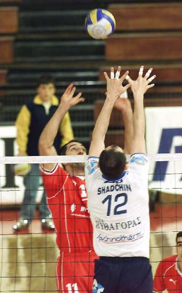 Δεύτερος τελικός στα πλέι οφ ανδρών