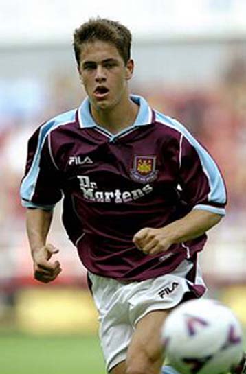 Χωρίς τον Κόουλ  Αγγλία στο EURO 2000