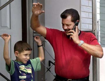 Παρατείνεται η παραμονή του Ελιάν στις ΗΠΑ με απόφαση του ομοσπονδιακού εφετείου