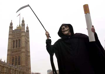 Το κάπνισμα σε μεγάλη ηλικία προκαλεί εξασθένηση των νοητικών λειτουργιών